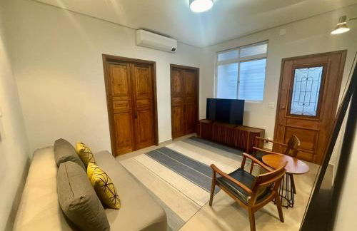 Rustic House with Large Garage - Close to the Beach - Foto 29