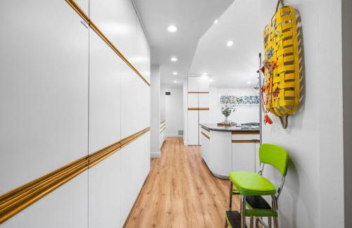 Nature-Inspired Stay with Pool, Fire Pits and More - Foto 3