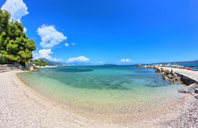 Villa in Kastel Novi Near Beach - Foto 42