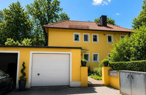 Large Munich house with 4 bedrooms in a quiet and greened villa area near Munich - Foto 2
