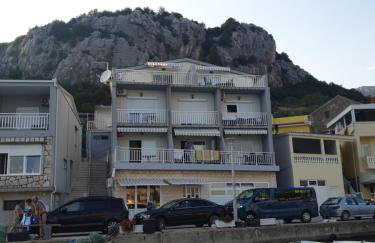 Apartmani Alfijo - Photo 1