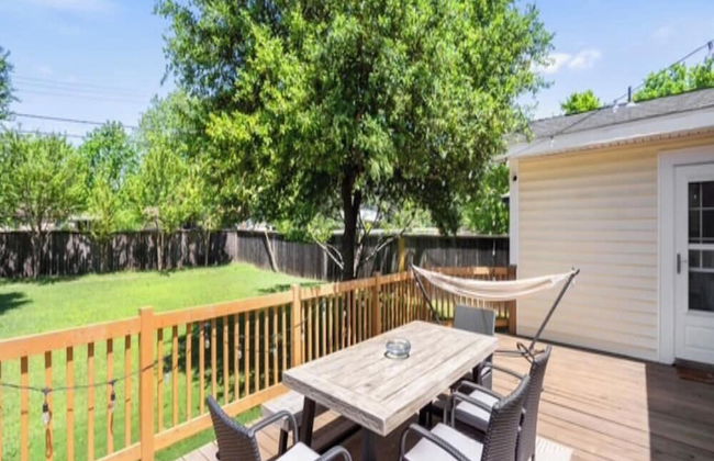 Historic Charmer Clean Comfortable - Photo 14