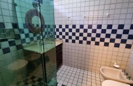 Casa 10 suítes, até 64 pessoas, Praia Ferradura - Foto 54