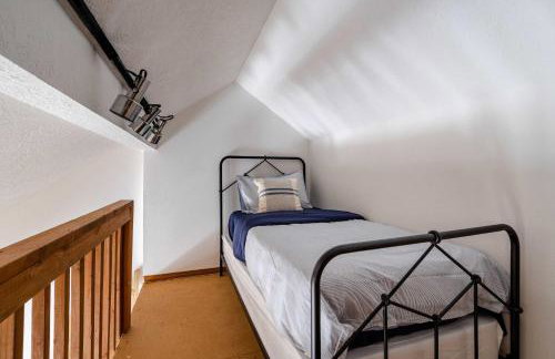 Stay Portland - 3BR Craftsman - Vintage Charm - Great Location - Foto 18