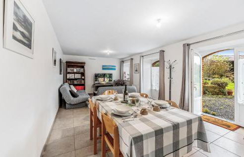 Gorgeous Home In Saint-Méloir-Des-Ondes - Foto 6