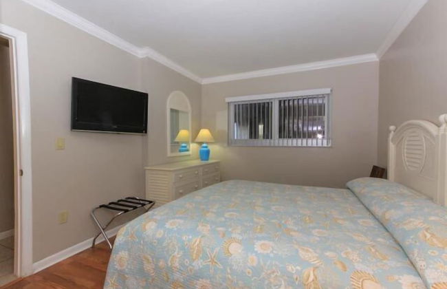 Gulfview Manor Resort - Photo 4