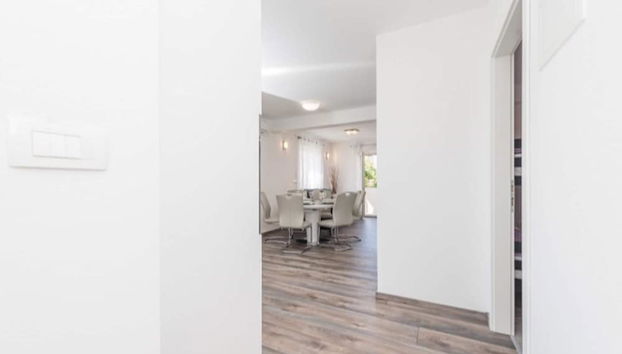 Modern Apartment in Pakostane With Barbecue - Foto 2, Recepción