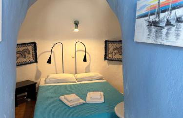 Lioyerma Windmill Villa With Outdoor Hot Tub - Photo 26