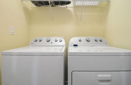 Stunning 4Bd Sleeps9 w Jacuzzi Close to Disney Compass Bay 5113 - Foto 53