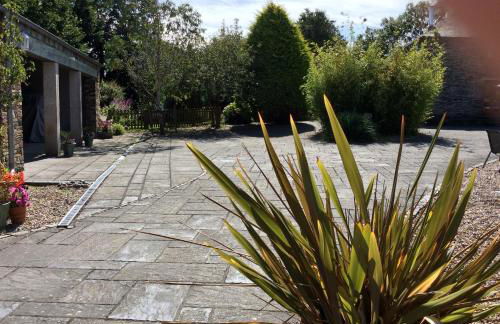 Re-imagined Stone Barns in the Country Near the Coast - Foto 35