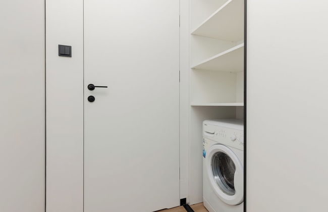 Piaseczno Stylish Apartment by Renters - Photo 11