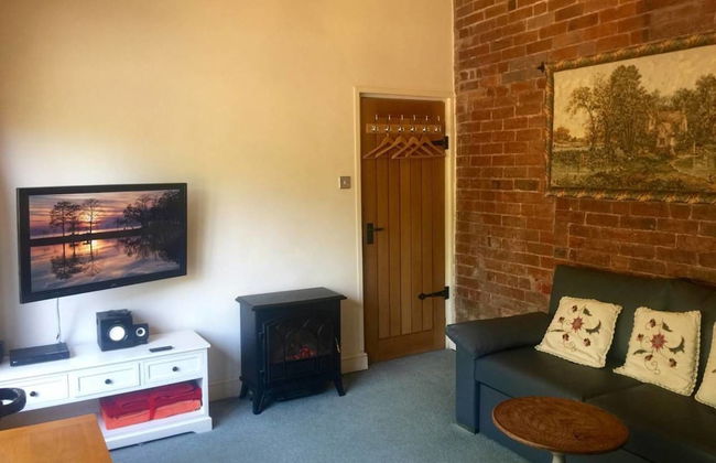 Squirrel Barn. Hi-spec. Hot tub & Wifi. Sleeps 14 - Foto 10