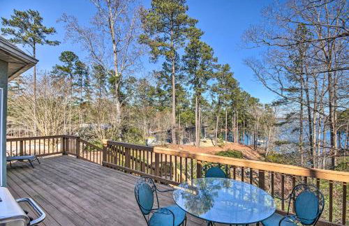 Luxe Lake House with Pool and Dock on Deep Water Cove! - Foto 30