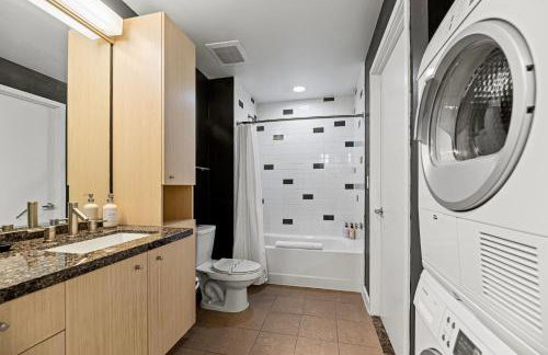 Modern Downtown Dallas City View High-Rise, Free Parking, Pool, Gym - Foto 12