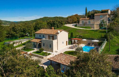 Traumhafte Finca mit Tischtennis, Spielplatz, Basketballplatz, Privatpool, Outdoor-Kueche - Foto 40