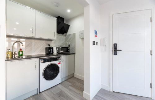 Stylish modern studio with parking London - Pass the Keys - Photo 7