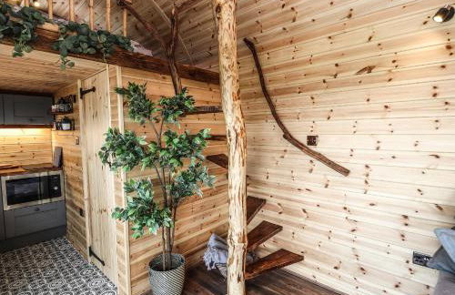 Offas Dyke Escape - Photo 10