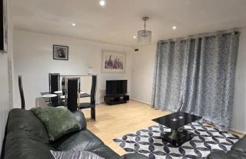 E13 x DM4 weekly monthly deals - Foto 1