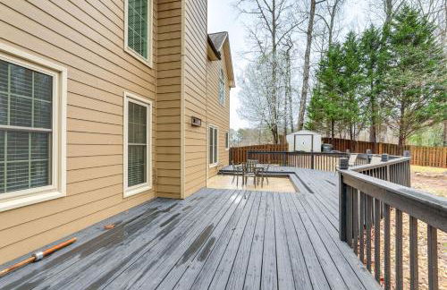 Modern Stone Mountain Home with Spacious Deck, Grill - Foto 31