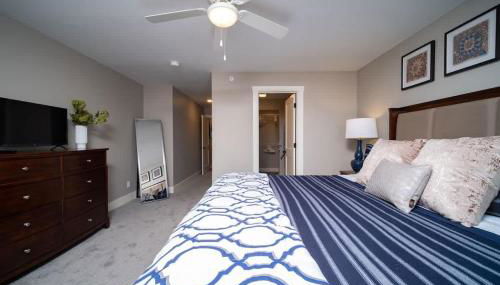 Spacious 2 bed Condo with Office - Foto 4