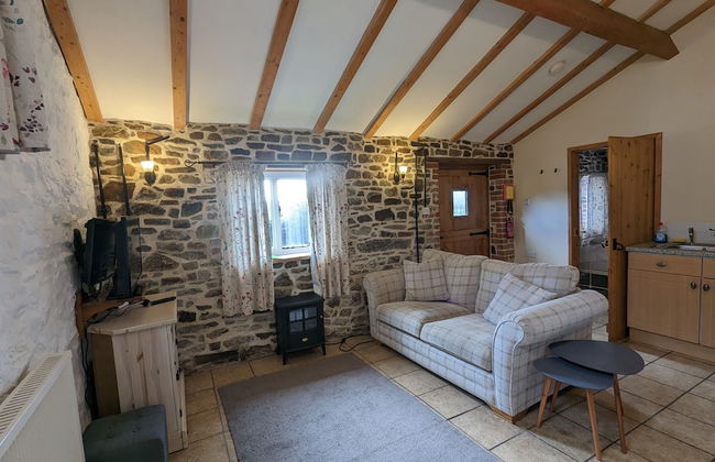 Elegant and Secluded 1-bed Cottage Near Bideford - Foto 9