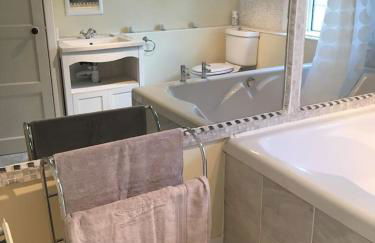 Herb Wood Cottage - Foto 31