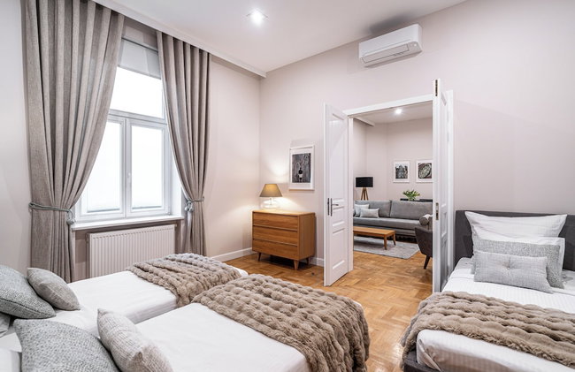 Venetian House Market Square Aparthotel - Photo 89