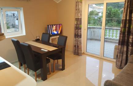 Apartments Lena - Photo 9