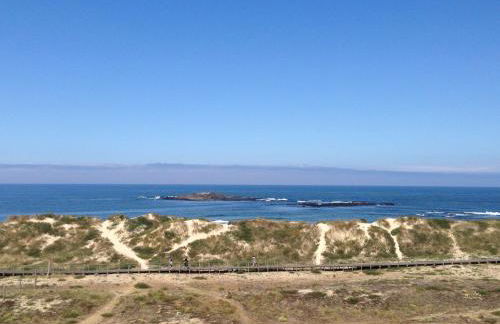 Beachfront Apartment with Swimming Pool - Foto 1