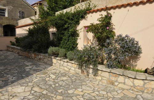 The House Aunt Regina - Foto 7