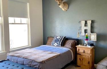 Contemporary 3B 2B Luxuriously Furnished Home - Foto 3