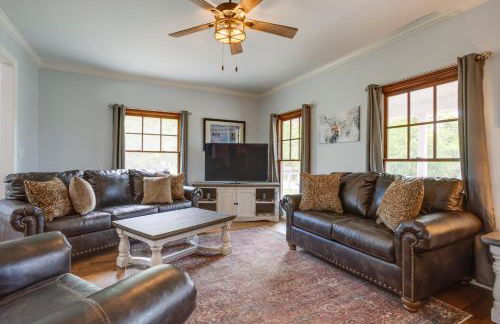 Home in Cimarron National Golf Club with Hot Tub! - Photo 4