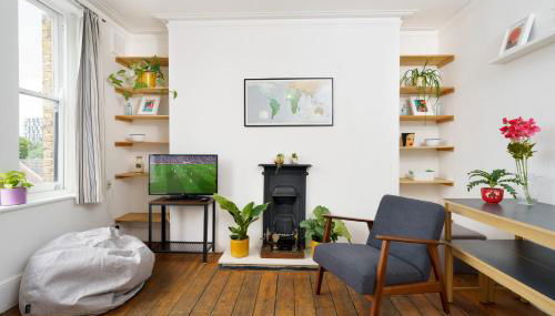 50 meters to the metro - Foto 1