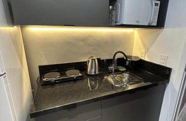 Skyline Porto Alegre - Onde o Conforto Encontra a Localização Perfeita no coração de um bairro nobre de Porto Alegre com Acesso fácil aos melhores restaurantes lojas e atrações - Foto 13