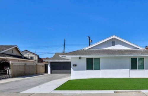 H&H New Built 2023 Hidden Gem Heart of OC 3 Queen Beds - Foto 48