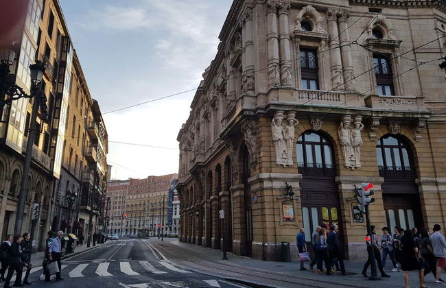 Visita guiada por Bilbao y la catedral de Santiago - Foto 11