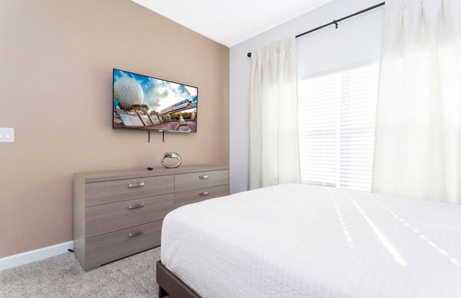 Wonderful 5 Bd Close to Disney @ Storey Lake Resort 2980 - Photo 19