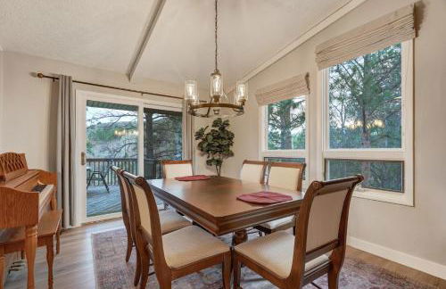 El Dorado- Cozy Retreat-Hot Tub-Upper Level - Foto 8