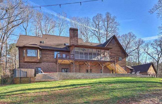 Winding Down by Avantstay Sleeps 20 + Dock, View - Photo 60