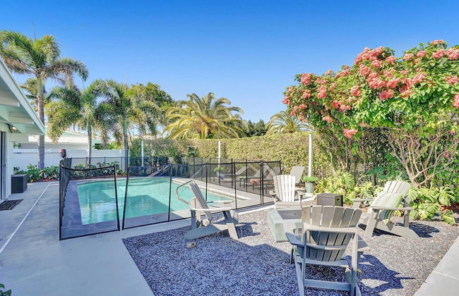 5BR with Heated Pool 5 min to Beach - Photo 40