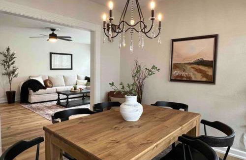 Blue Moon Cottage - Music Room, Inground Pool - Foto 25