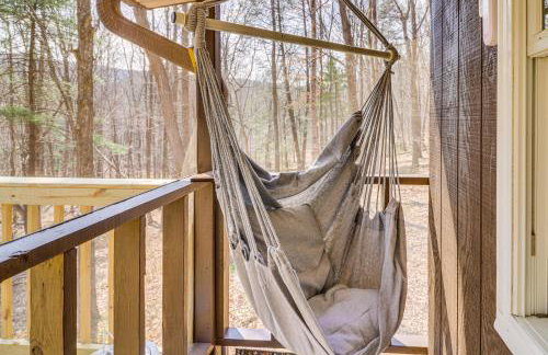 Great for Families! Woodsy Cabin in Lost City - Foto 25