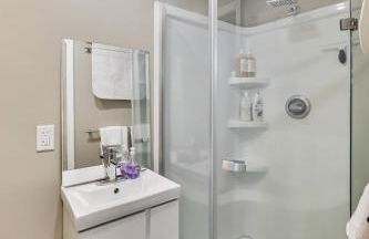 West Oakland Charm 5br4ba AC WD - Photo 55