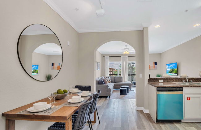 2BR Condo - Hot Tub Pool Near Disney - Photo 10