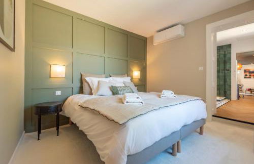 Le Cosy Chic . Proche gare . Centre-ville Mâcon . Neuf . Climatisation . Design . Wifi . - Foto 1