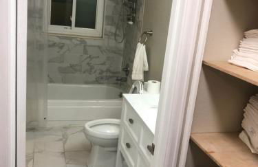 MileHi Vacation Home Pet Friendly - Foto 34