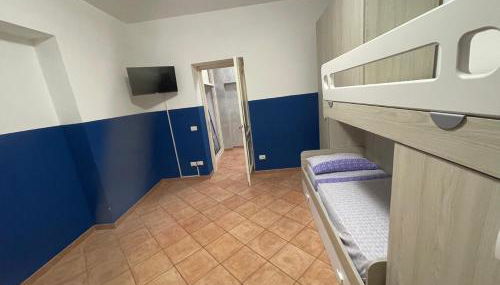 Villa Lidia & Attico degli artisti, free pets , giardino recintato e attrezzato - Foto 4, wardrobe