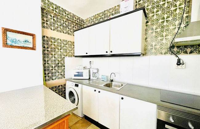 Mountain-view Apartment by Sea - Foto 11