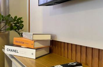 Apto no centro de Maringa com garagem - Foto 2