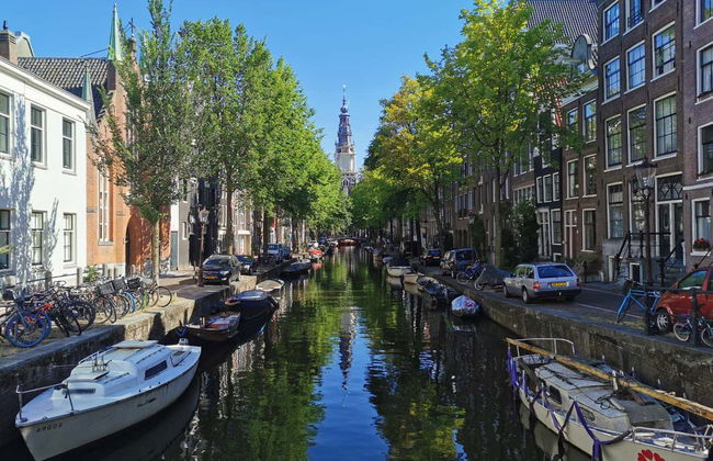 Amsterdam History Tour - Photo 3